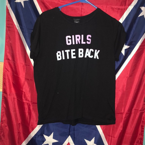 Rue21 Tops - T-shirt